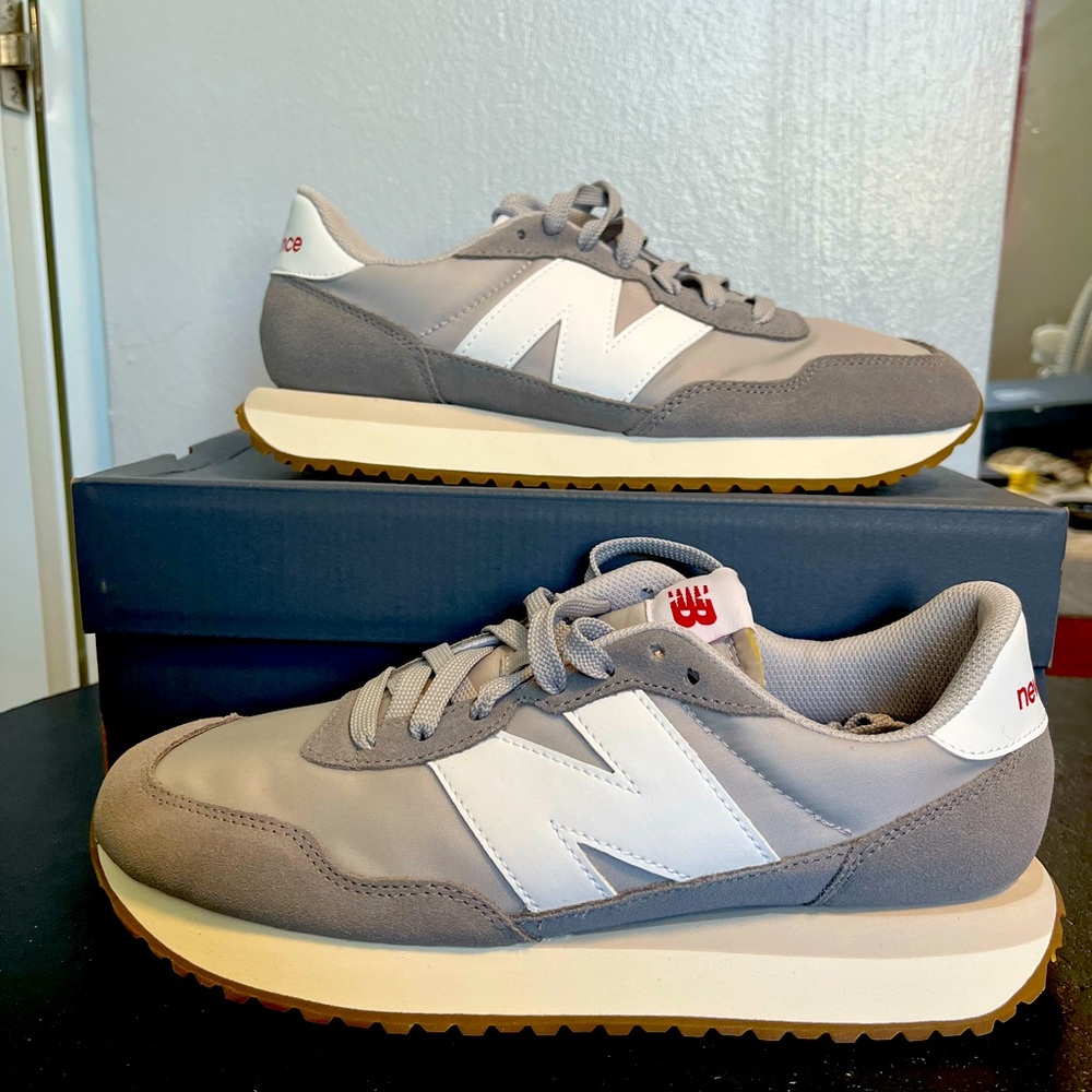 New Balance 237 NEW!!